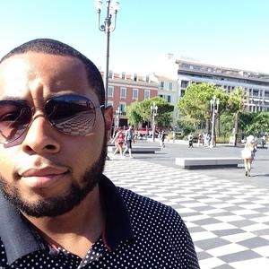 Meet your Posher, Andrew